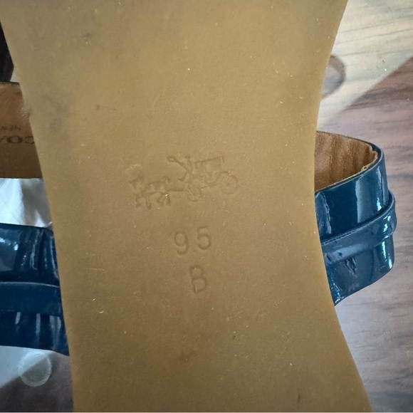 COACH Caterine Blue Patent Leather T-Strap Thong Sandals - Picture 15 of 16